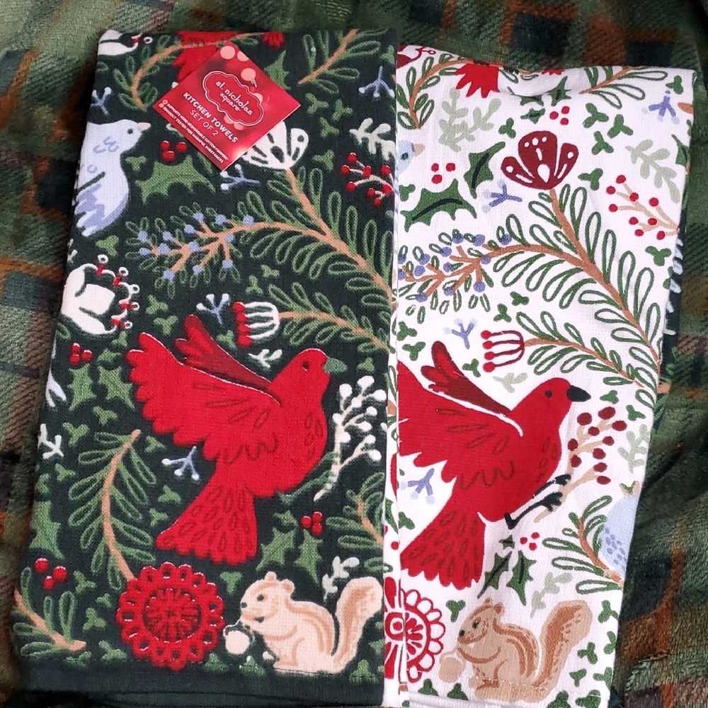 Holiday Time Festive Kitchen Towels - Red‎ and Green